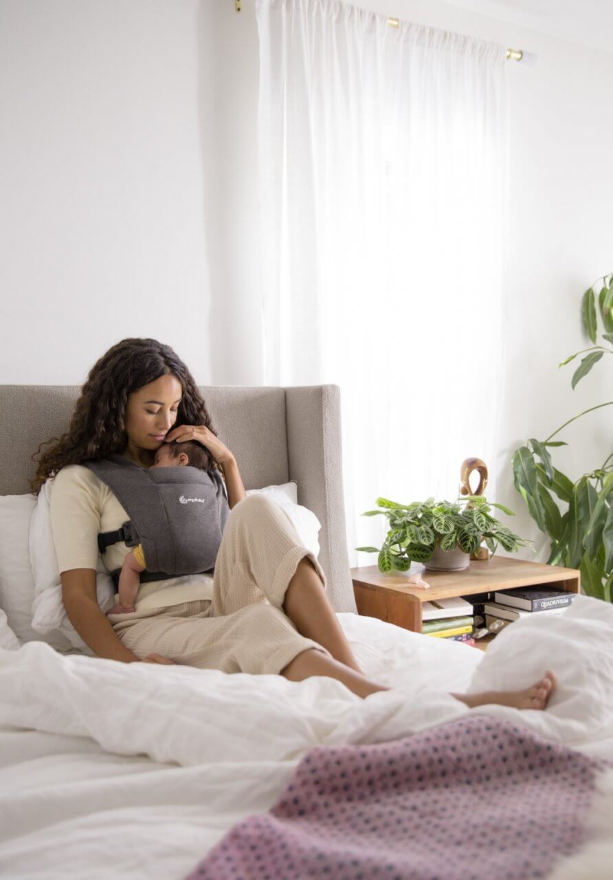 Ergobaby Embrace nosiljka za bebe, Heather Grey, siva - Slika 3