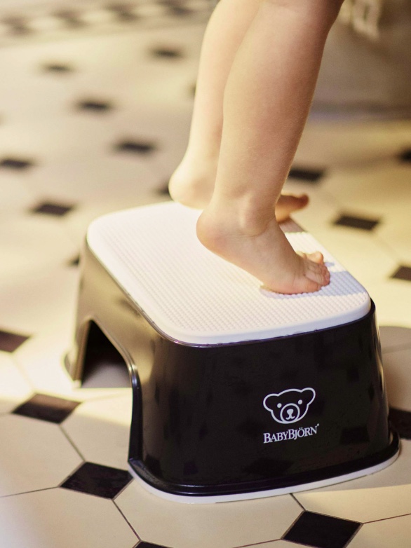 BABYBJORN POMOCNA STEPENICA ZA BEBE