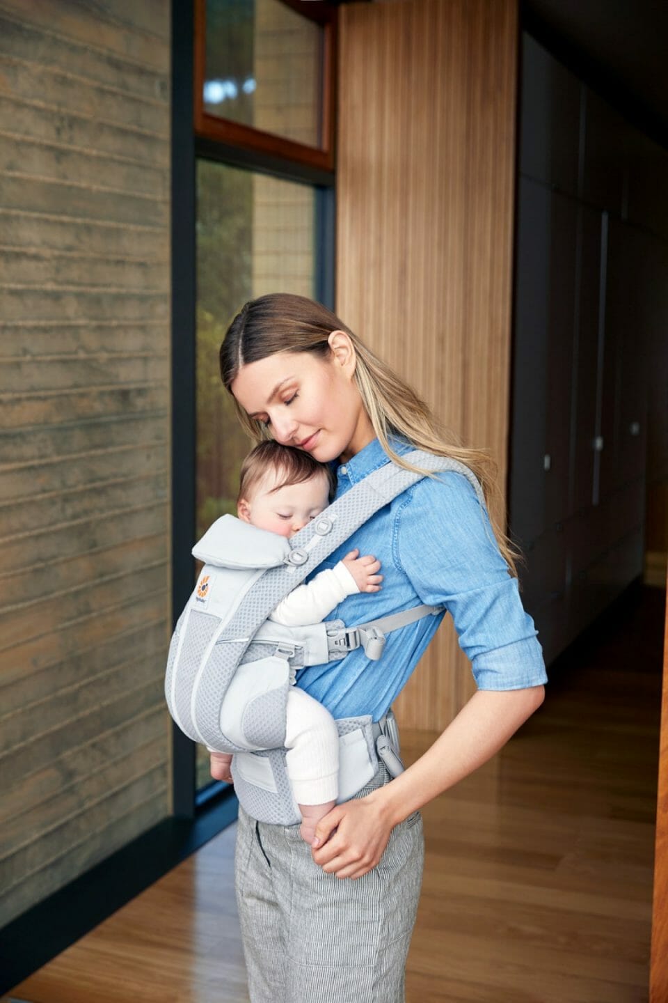 Ergobaby-Omni-Breeze-nosiljka-Biserno-siva (1)