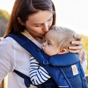 Ergobaby-Omni-Breeze-nosiljka-PONOCNO-PLAVA
