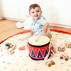Play&Go 2u1 vreća i mekana podloga za vanjsku igru - Simboli