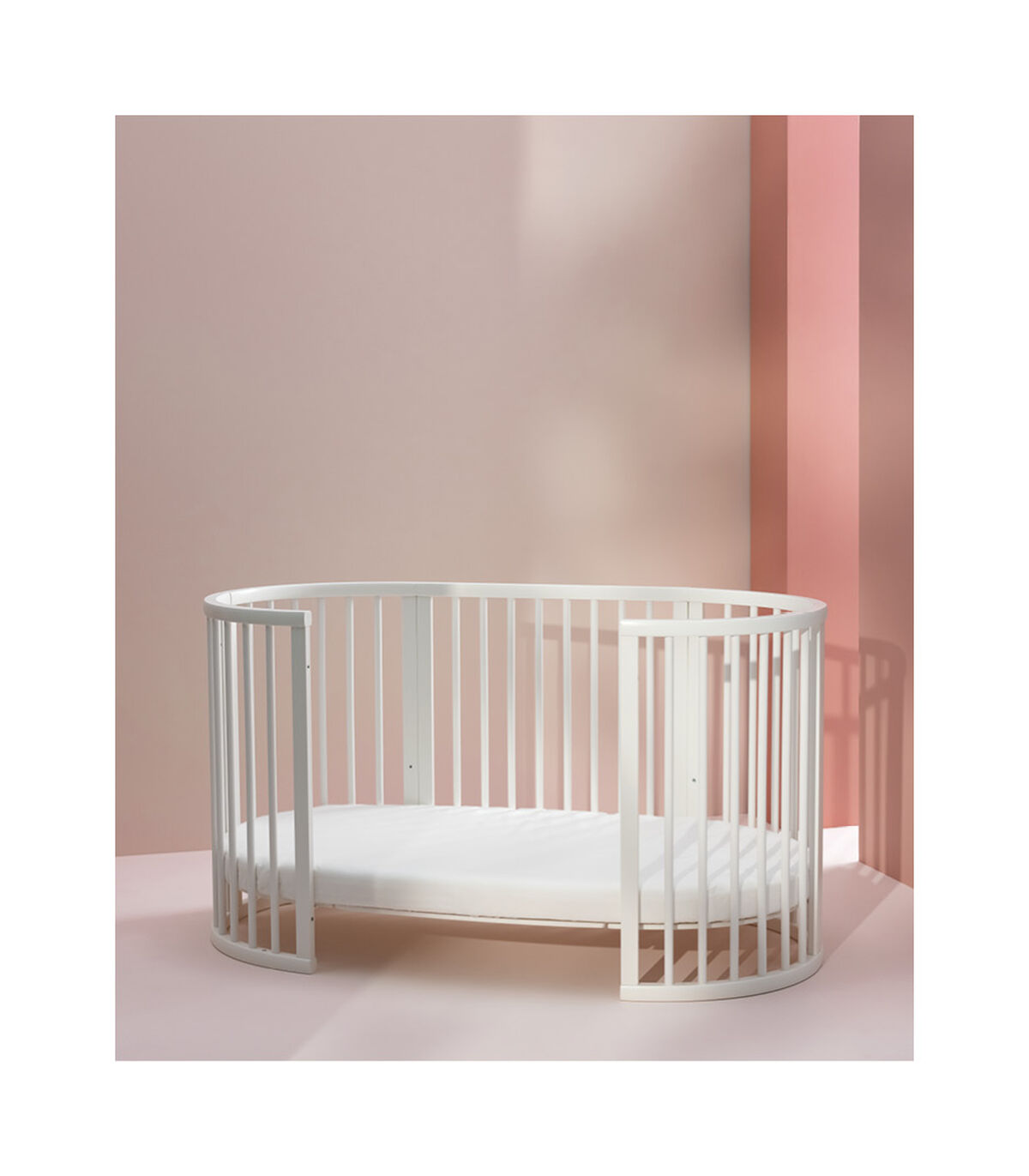 DJECJI-KREVETIC-STOKKE-SLEEPI-V3-MINI-1